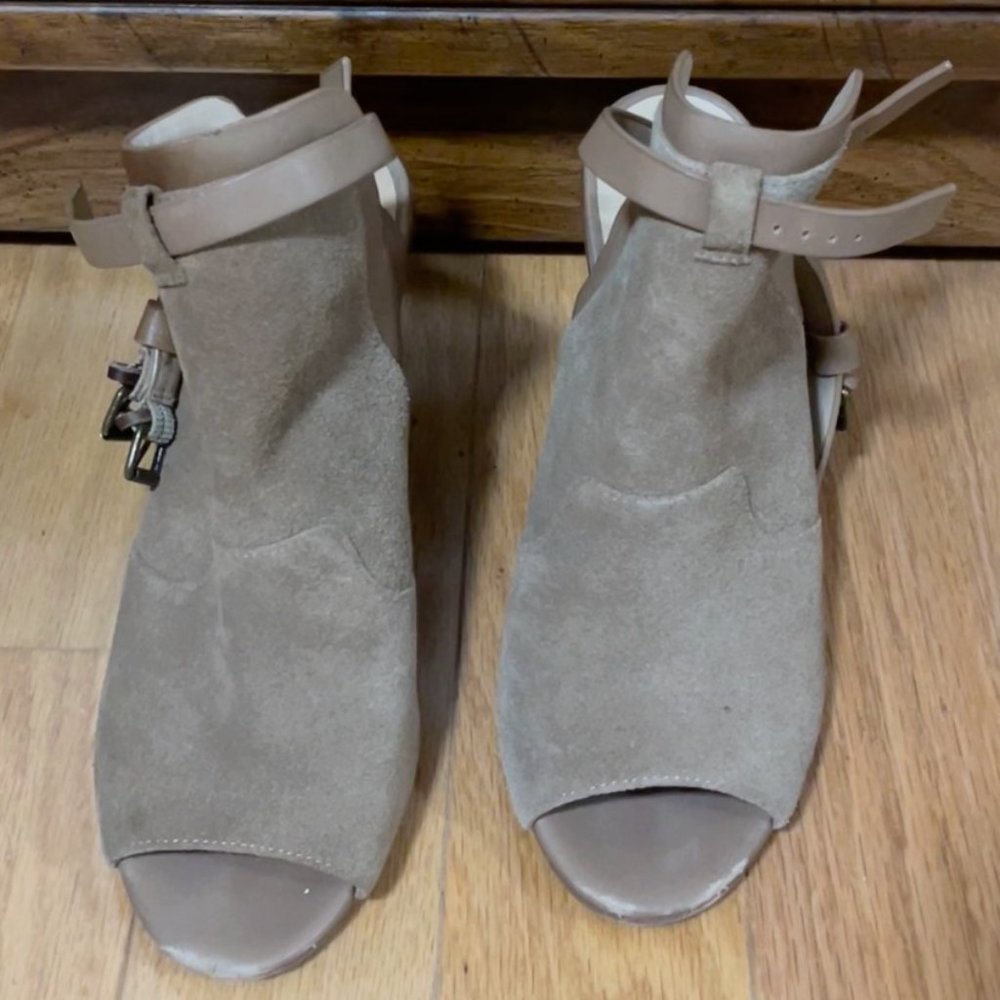 Joe's Suede High Heels Size 7.5